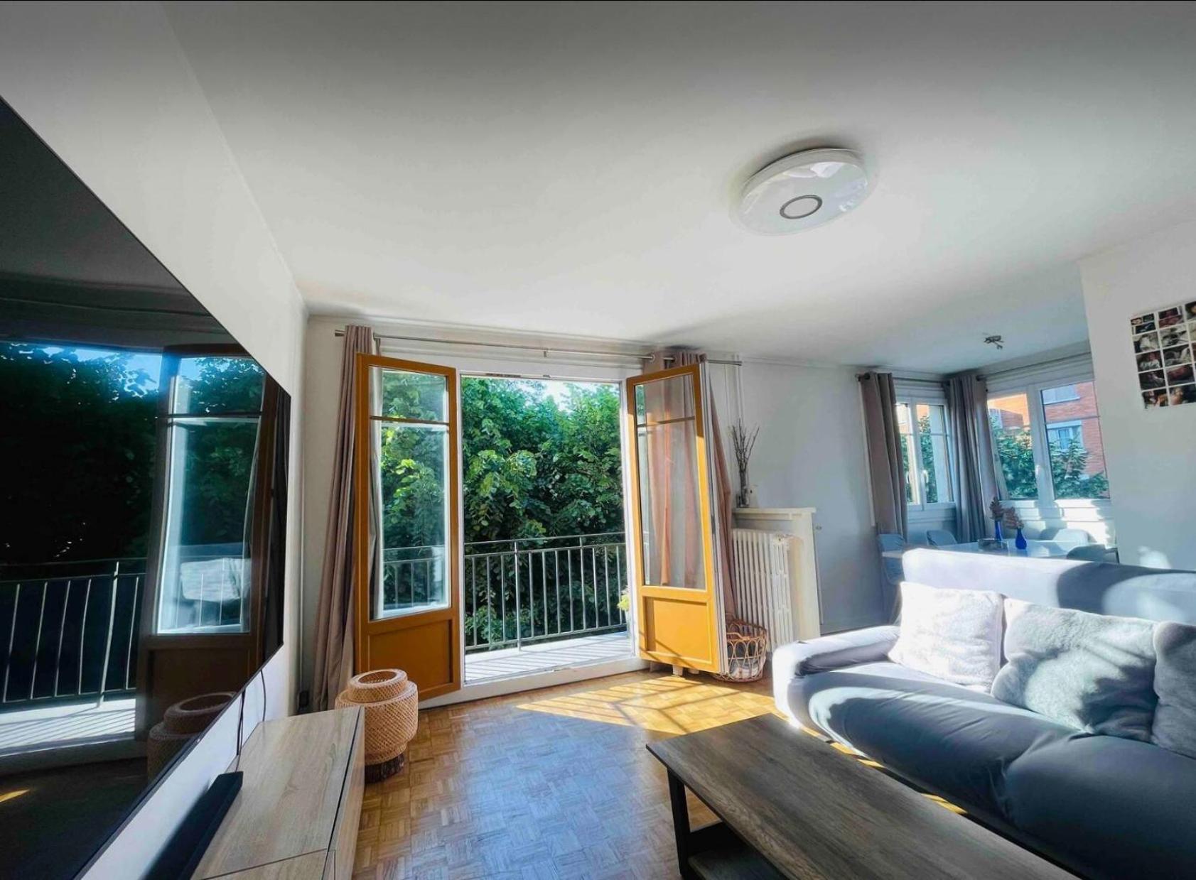 Modern 2 Bedroom Apartment Near Paris Metro, Giant Flat Screen Tv 85 Inches, Balcony, Free Parking Ivry-sur-Seine Exteriér fotografie
