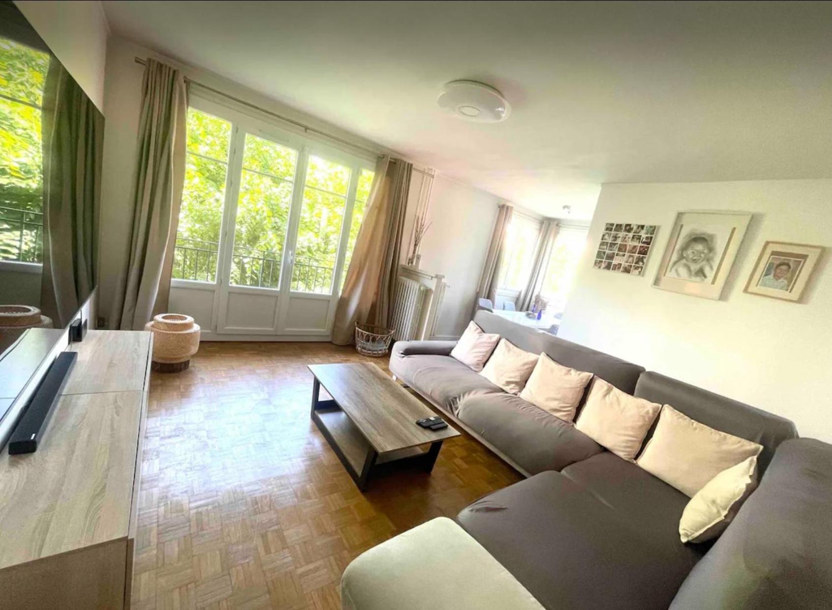 Modern 2 Bedroom Apartment Near Paris Metro, Giant Flat Screen Tv 85 Inches, Balcony, Free Parking Ivry-sur-Seine Exteriér fotografie